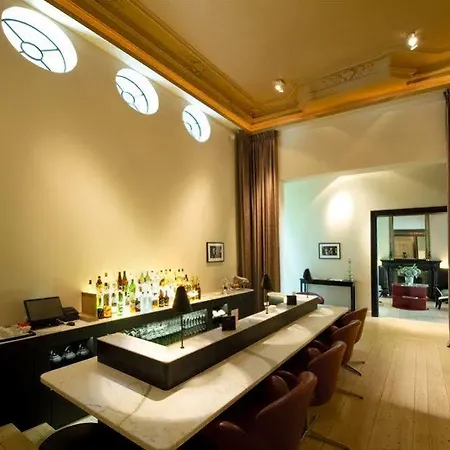 Julien Otel Anvers